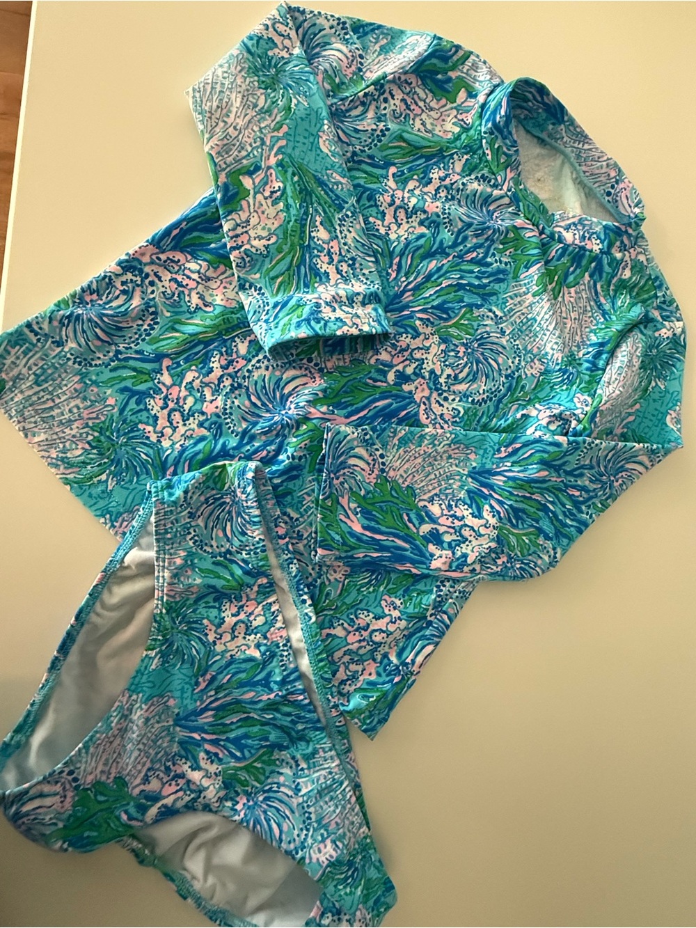 Lilly Pulitzer Girls Blue Green Pink Patterned Rashguard Set